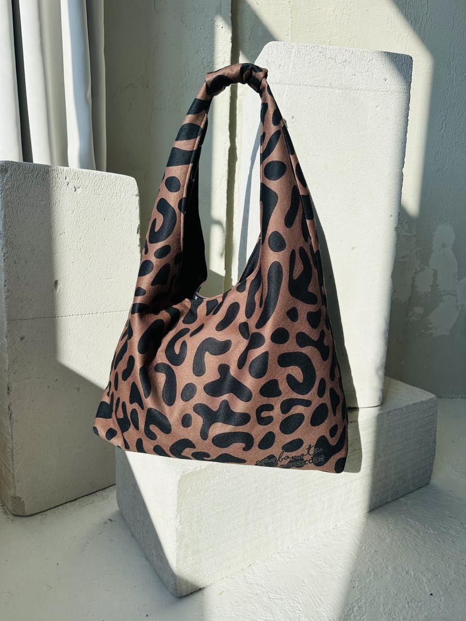 Moon Bag - Classic Leopard