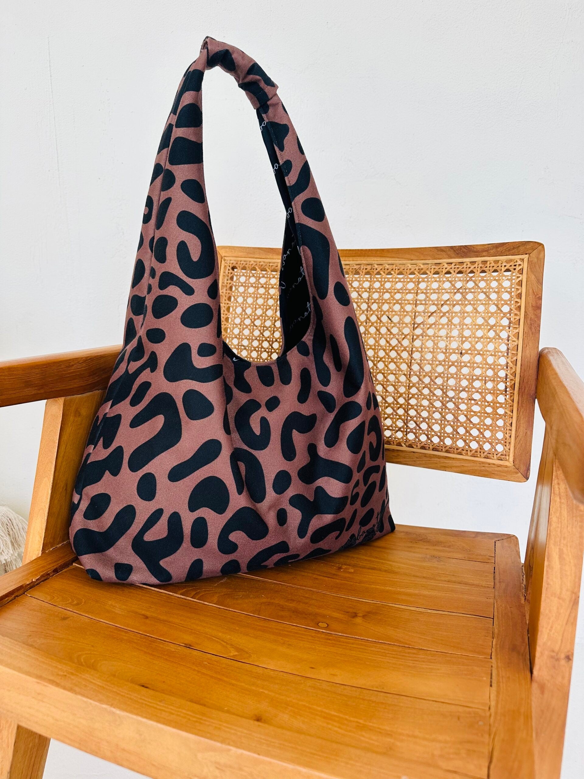 Moon Bag - Classic Leopard